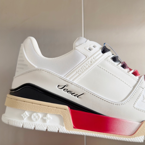 ルイヴィトン靴着用イメージ